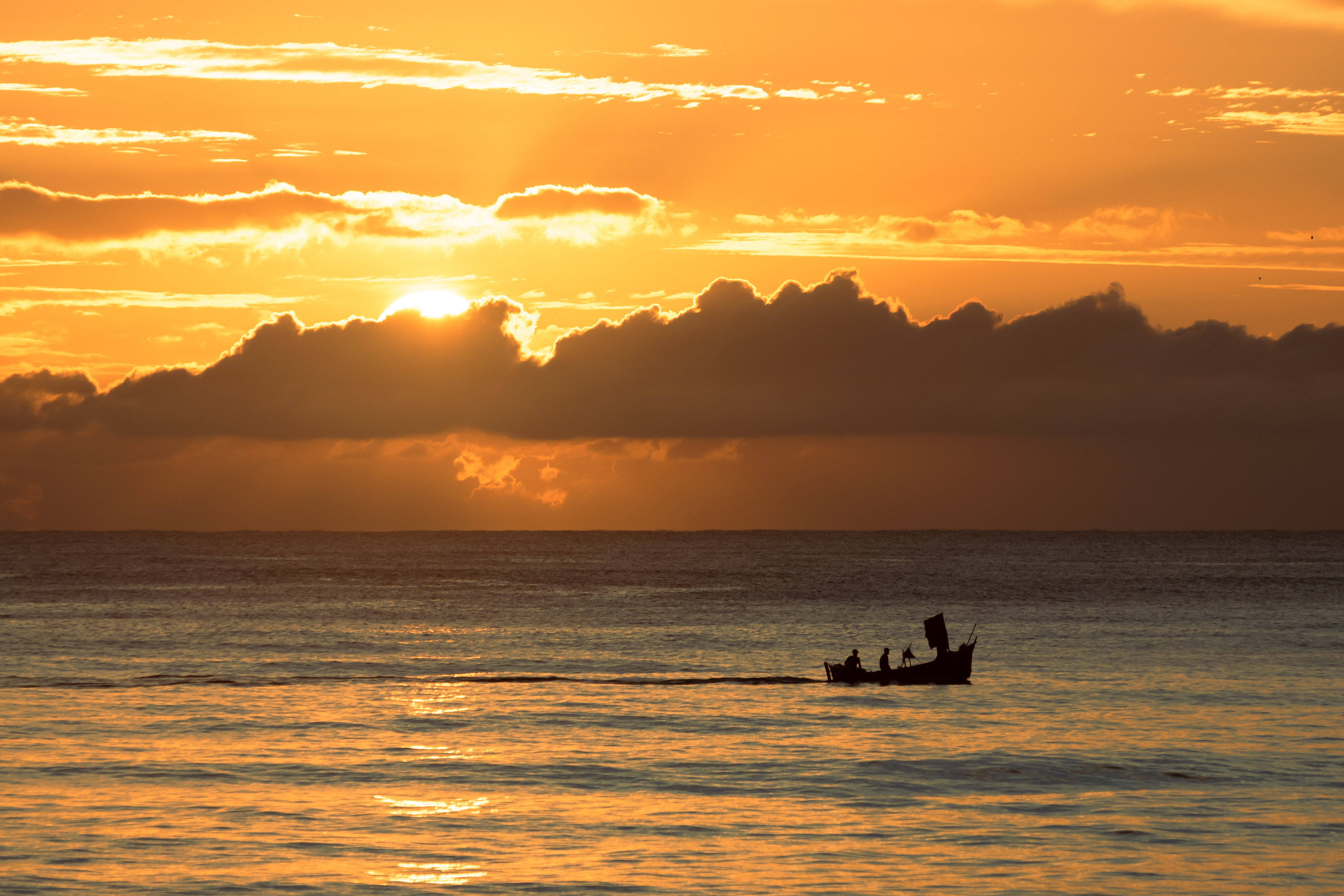 Verão se aproximando: destinos de praia para aproveitar o sol com o Clube Candeias